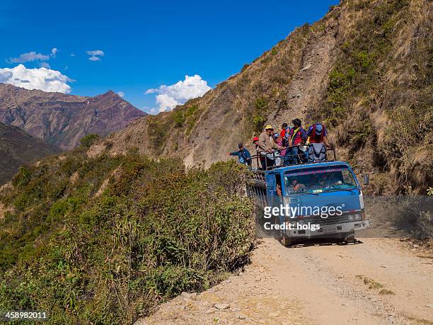 truck in the peruvian andes - vilcabamba peru stockfoto's en -beelden