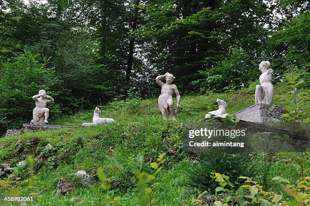 hellbrunn palace - sculpture garden stock pictures, royalty-free photos & images