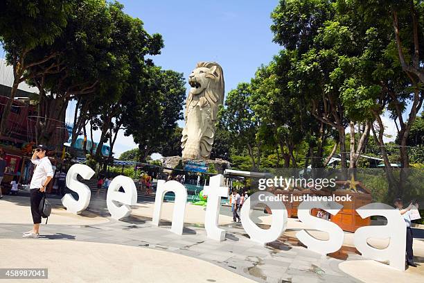 Sentosa Letera 70 Sentosa Island Merlion Stock Photos, High-Res Pictures, and Images ...