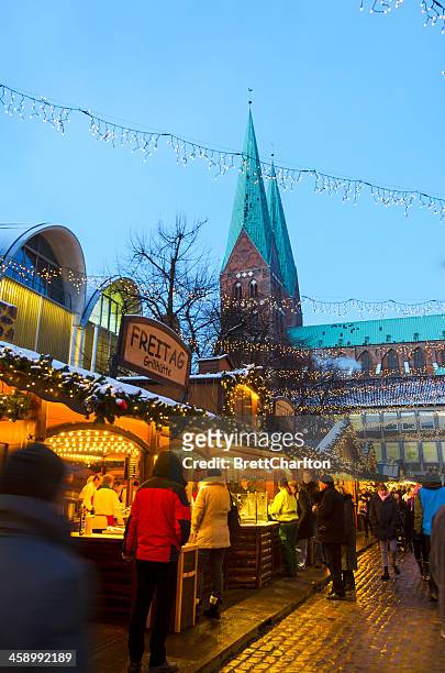 lübeck christmas market - lübeck stock-fotos und bilder
