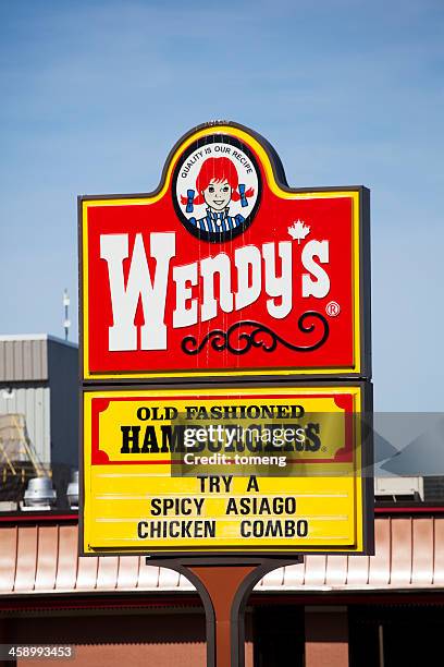 360 Wendys Sign Stock Photos and High-Res Images - Getty Images
