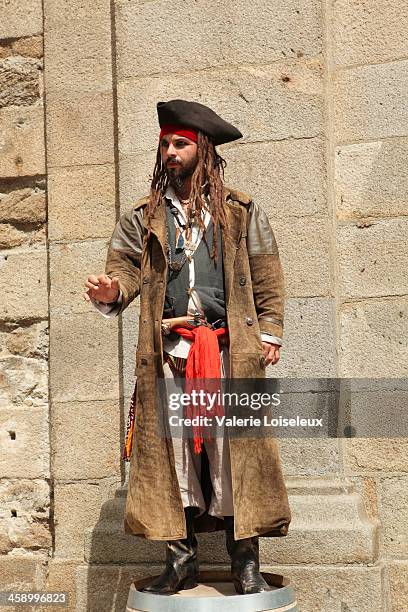 pirate captain - jack sparrow stock pictures, royalty-free photos & images