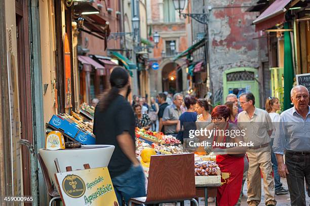 italian street life - bologna stockfoto's en -beelden