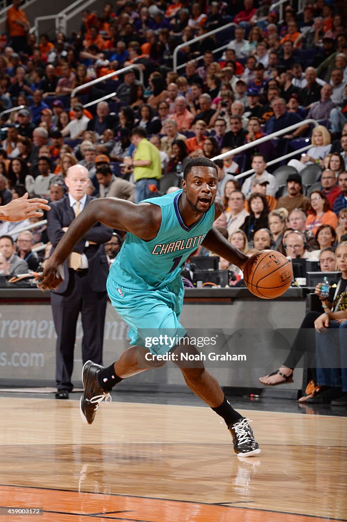 Charlotte Hornets v Phoenix Suns