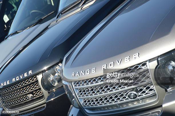 range rover - range rover stock pictures, royalty-free photos & images
