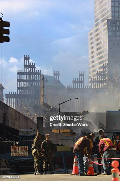 world trade center - 911 - smoke rubble stock pictures, royalty-free photos & images