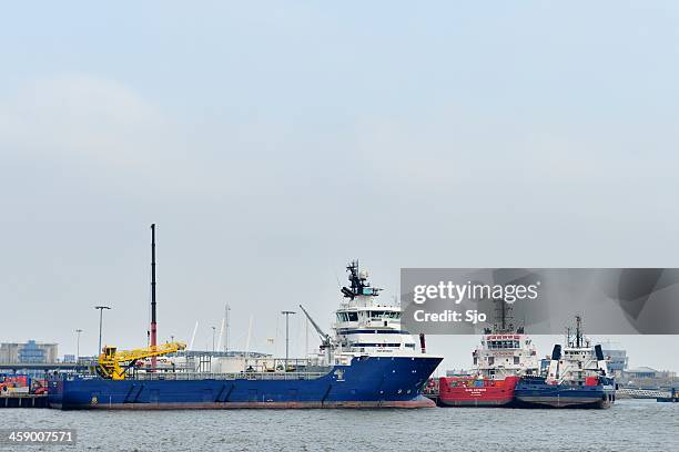 322 Load Platform Trucks Stock Photos, High-Res Pictures, and Images ...