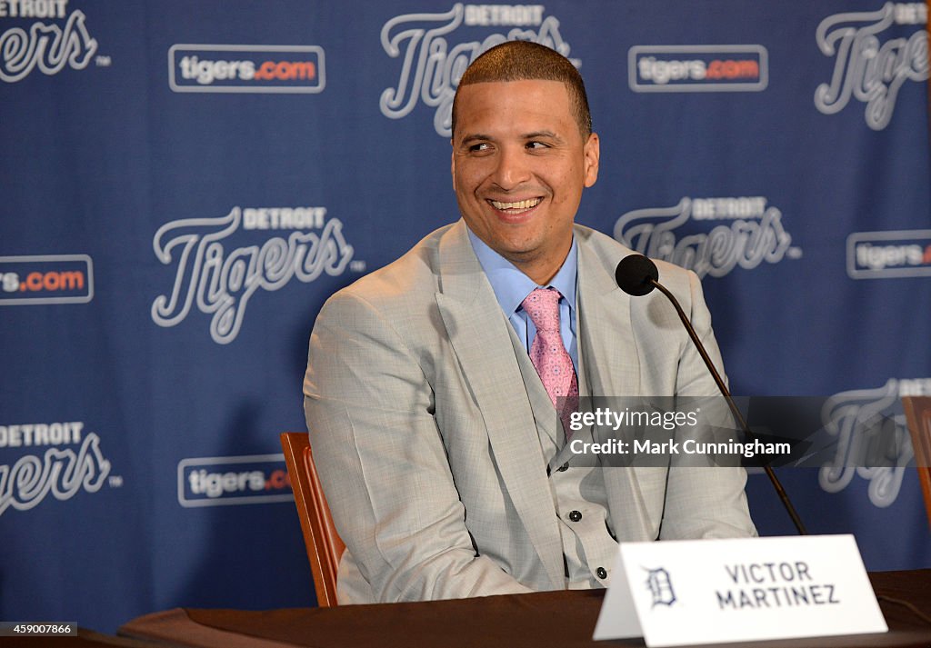 Victor Martinez Resigns With The Detroit Tigers