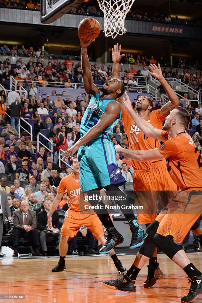 Charlotte Hornets v Phoenix Suns