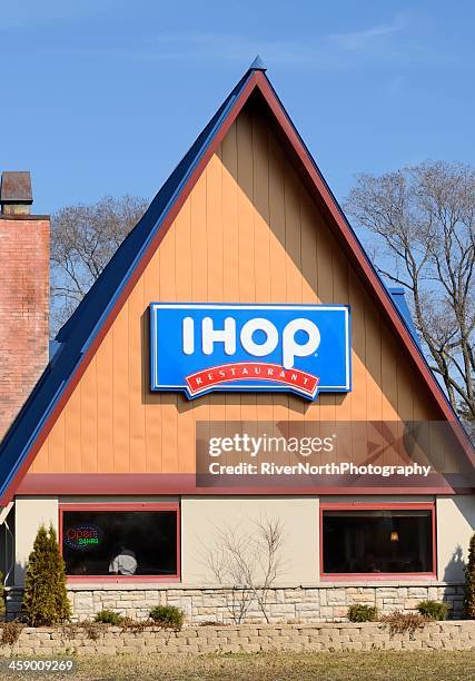 ihop (international house of pancakes) - ihop stockfoto's en -beelden