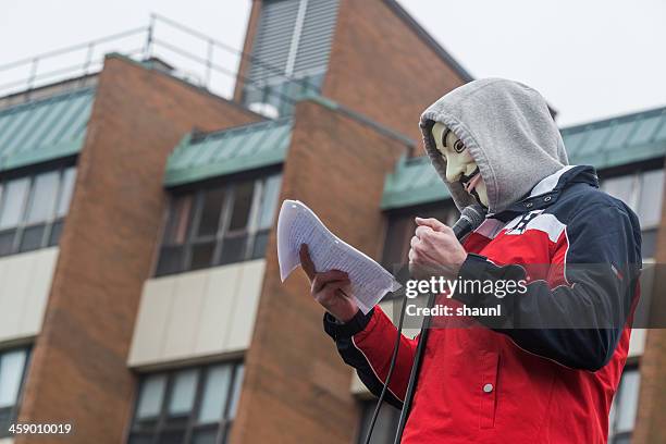 anonymous speaks - rehtaeh parsons stockfoto's en -beelden