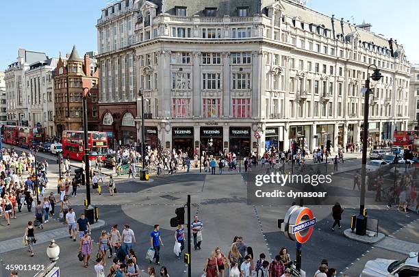 oxford circus, central london shopping district - oxford street stock pictures, royalty-free photos & images