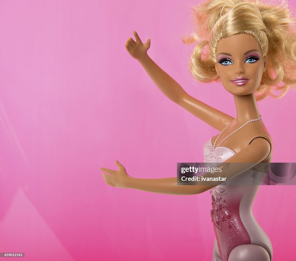 Barbie Puppe Ballerina Fashon