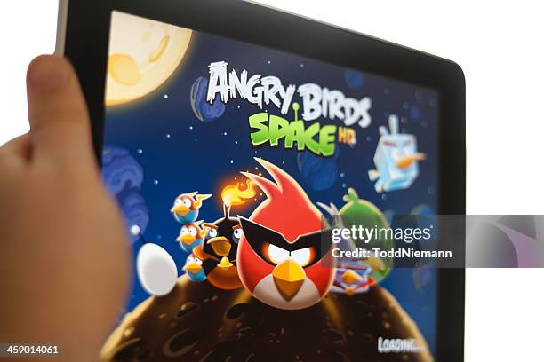 angry birds space on apple ipad - angry birds namngivna videospel bildbanksfoton och bilder