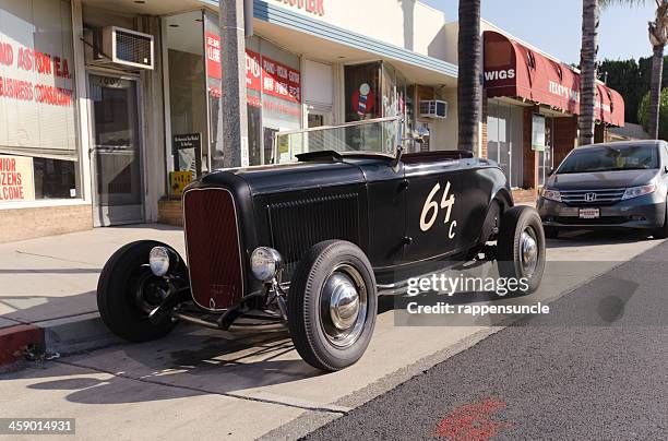 クラシックなフォードロードスター転換 - alhambra city of los angeles ストックフォトと画像