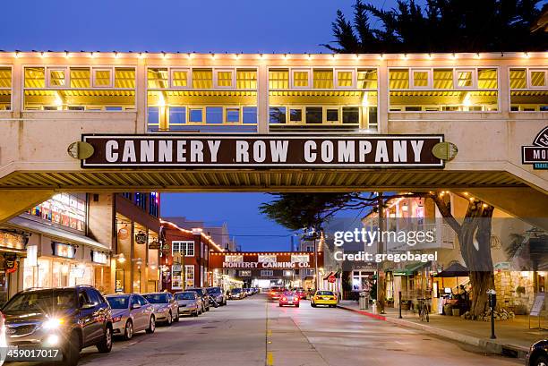 cannery row in monterey, ca at night - monterrey 個照片及圖片檔