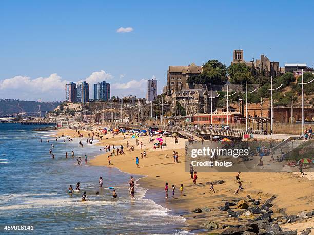 spiaggia di valparaiso, cile - vina del mar foto e immagini stock