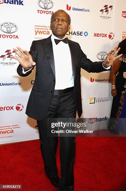 Actor Sidney Poitier arrives at the YWCA Greater Los Angeles presents The Rhapsody Ball at the Beverly Wilshire Four Seasons Hotel on November 14,...