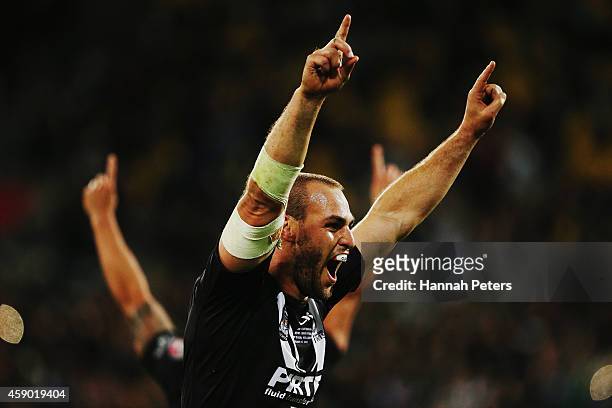 Simon Mannering of New Zealand celebrates winning the Four Nations Final between the New Zealand Kiwis and the Australian Kangaroos at Westpac...