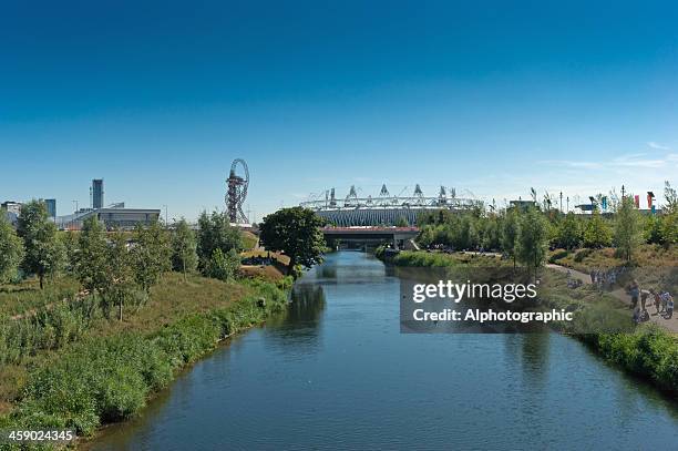 london olympic park - olympic park venue fotografías e imágenes de stock
