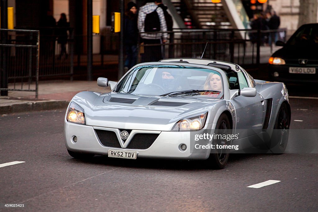 Opel VX220