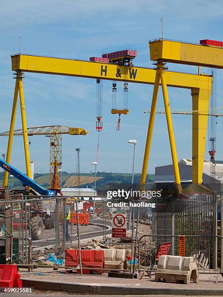 titanic shipyard area - belfast dock stock pictures, royalty-free photos & images