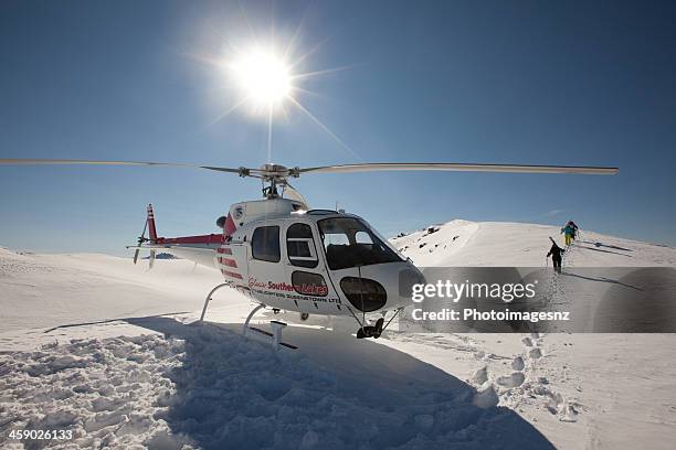 heliskiing, wanaka, new zealand - heli skiing stock pictures, royalty-free photos & images