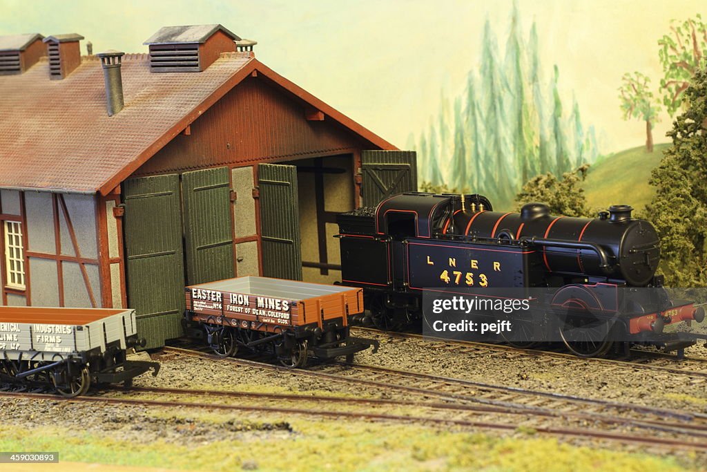Model Railroad Layout com LNER locomotiva a vapor