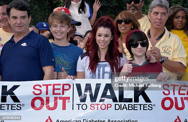 Dr. Bruce Hensel and actors Jacob Hopkins, Jillian Rose Reed and Robbie Tucker attend the American Diabetes Association Los Angeles' Step Out Walk at...