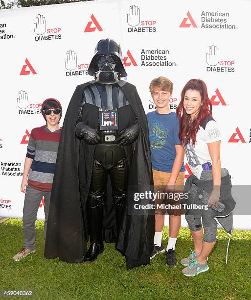 Ade Robby Robby 22 Jacob R Tucker Stock Photos, High-Res Pictures, and Images - Getty ...