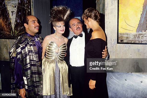 Gloria Von Thurn und Taxis, Adnan Khashoggi and guests attend a Dinner for Gloria Von Thurn und Taxis at Les Bains Douches in the 1980s in Paris,...