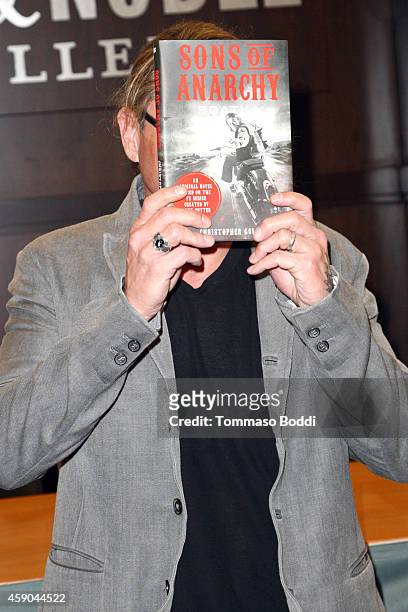 Writer Kurt Sutter signs and discusses "Sons Of Anarchy: Bratva" at Barnes & Noble bookstore at The Grove on November 15, 2014 in Los Angeles,...