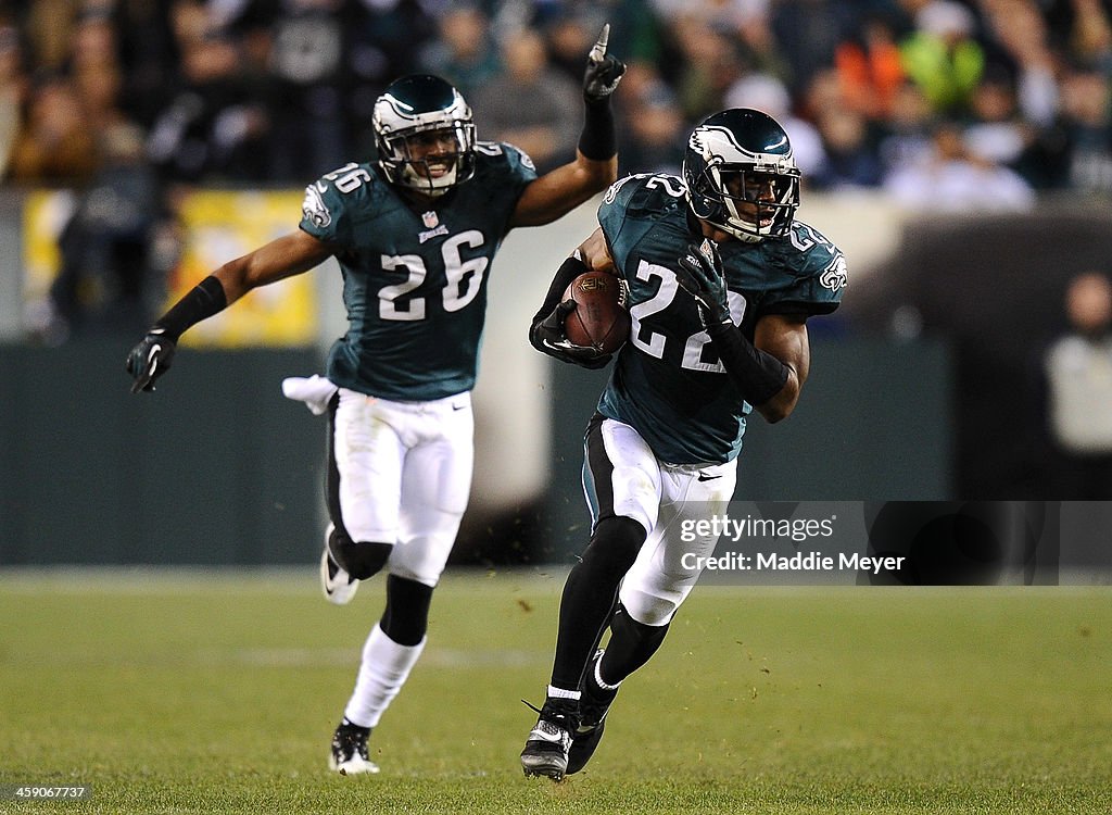 Chicago Bears v Philadelphia Eagles
