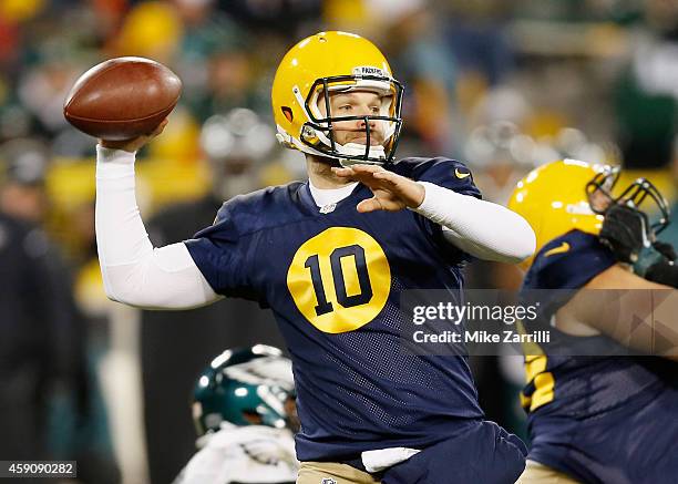 Quarterback Matt Flynn of the Green Bay Packers looks to pass against the Philadelphia Eagles during the fourth qurater of the game at Lambeau Field...