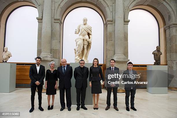 Queen Letizia of Spain and Spanish artist Jaume Plensa attend the 2013 Velazquez Plastic Arts award at the El Prado Museum on November 17, 2014 in...