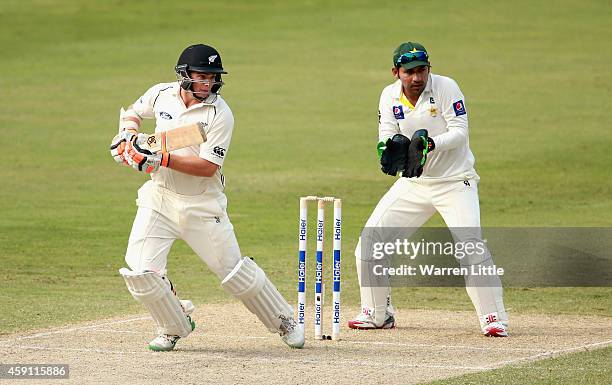 Tom Latham of New Zealand bats during day one of the second test between Pakistan and New Zealand at Dubai International Stadium on November 17, 2014...