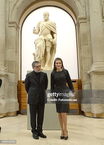 Queen Letizia of Spain and artist Jaume Piensa attend the 2013 Velazquez Plastic Arts Awards ceremony at El Prado Museum on November 17, 2014 in...