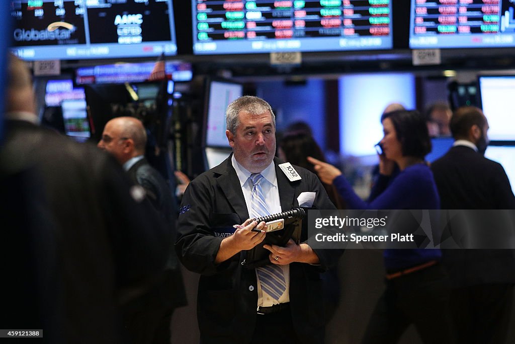 New York Stock Exchange Starts Trading Week