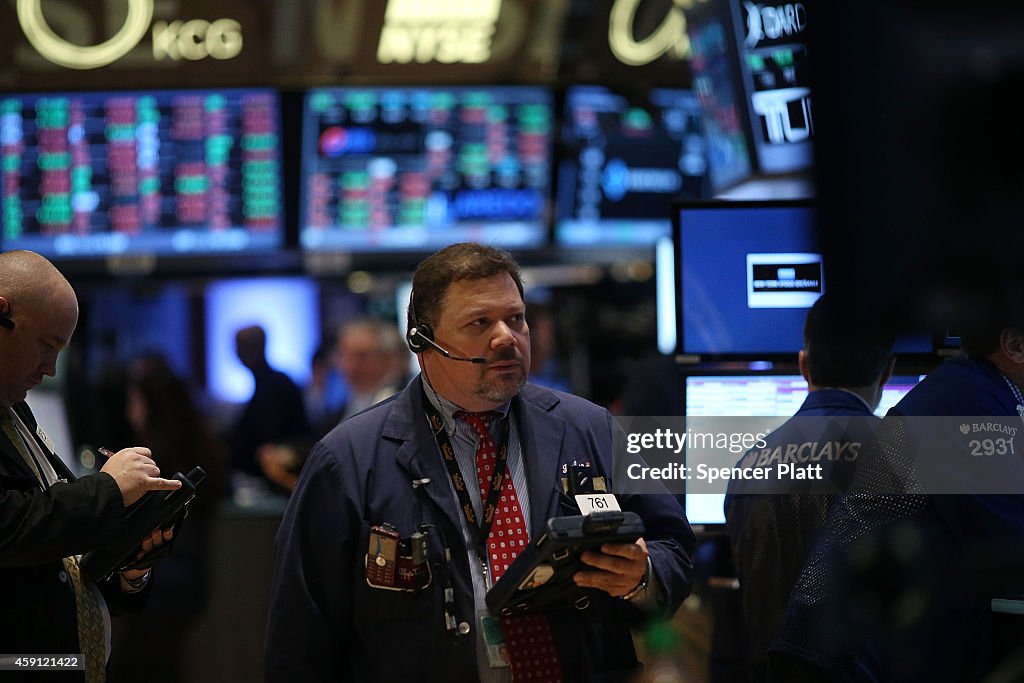 New York Stock Exchange Starts Trading Week