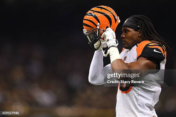 Emmanuel Lamur of the Cincinnati Bengals prepares for a game against the New Orleans Saints at the Mercedes-Benz Superdome on November 16, 2014 in...