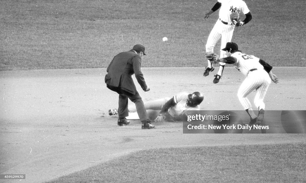 Yankees vs Royals Playoffs 1977