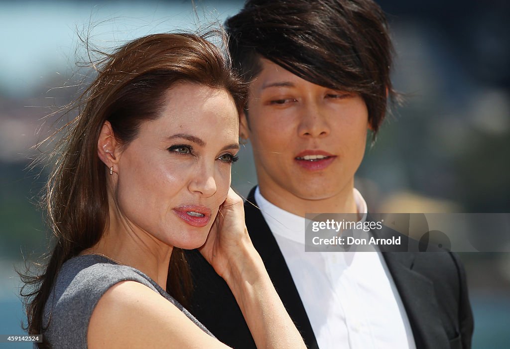 "UNBROKEN" Photo Call