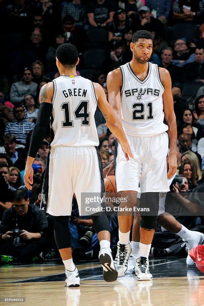 Philadelphia 76ers v San Antonio Spurs