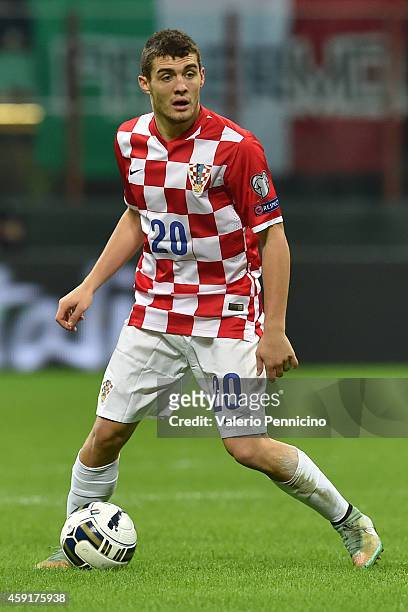 Mateo Kovacic of Croatia in action during the EURO 2016 Group H Qualifier match between Italy and Croatia at Stadio Giuseppe Meazza on November 16,...