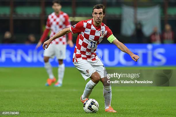 Darijo Srna of Croatia in action during the EURO 2016 Group H Qualifier match between Italy and Croatia at Stadio Giuseppe Meazza on November 16,...