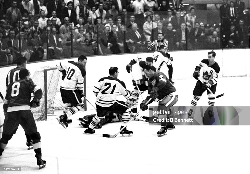 Toronto Maple Leafs v Detroit Red Wings