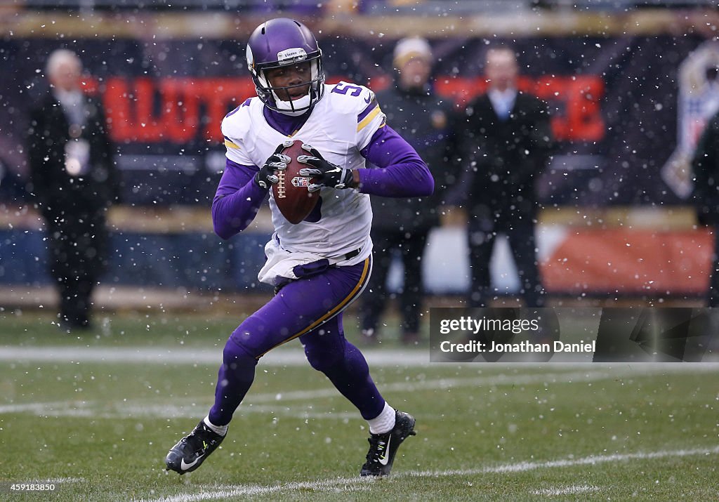 Minnesota Vikings v Chicago Bears