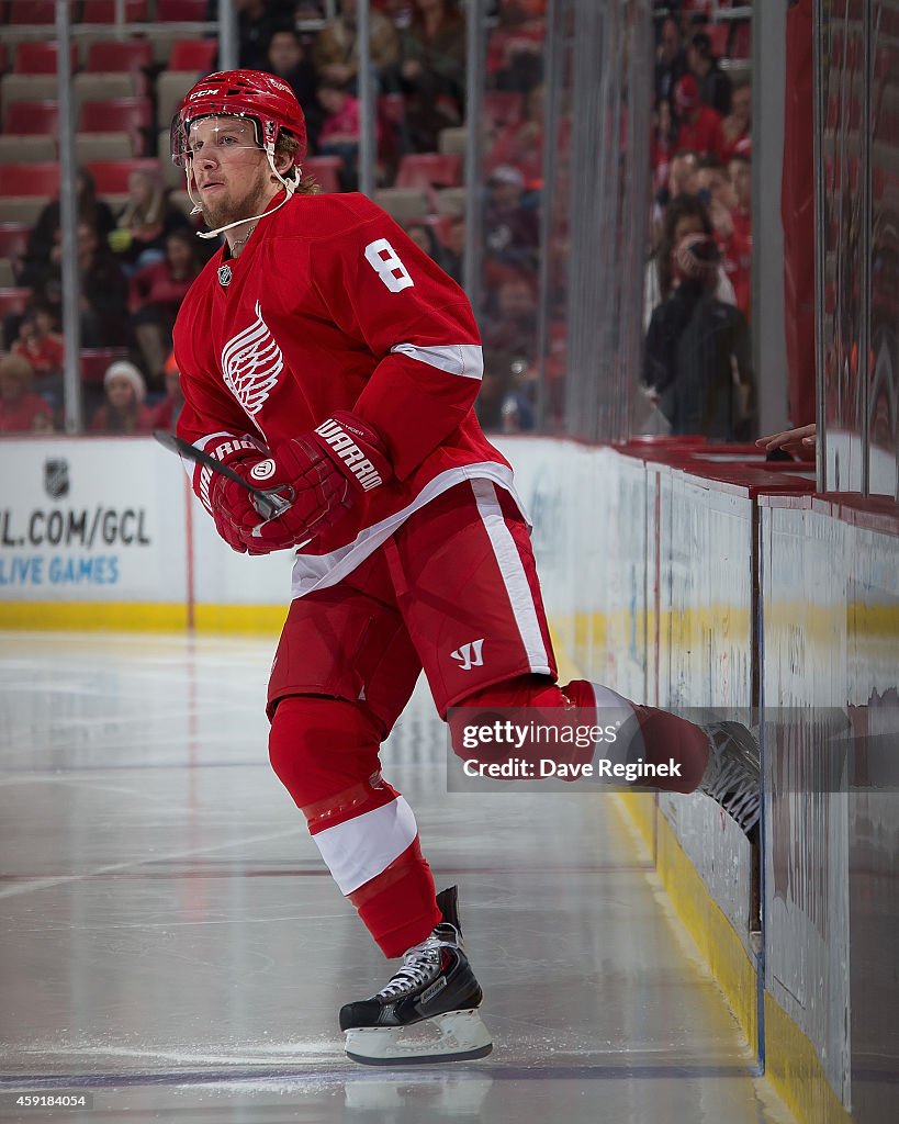 Montreal Canadiens v Detroit Red Wings