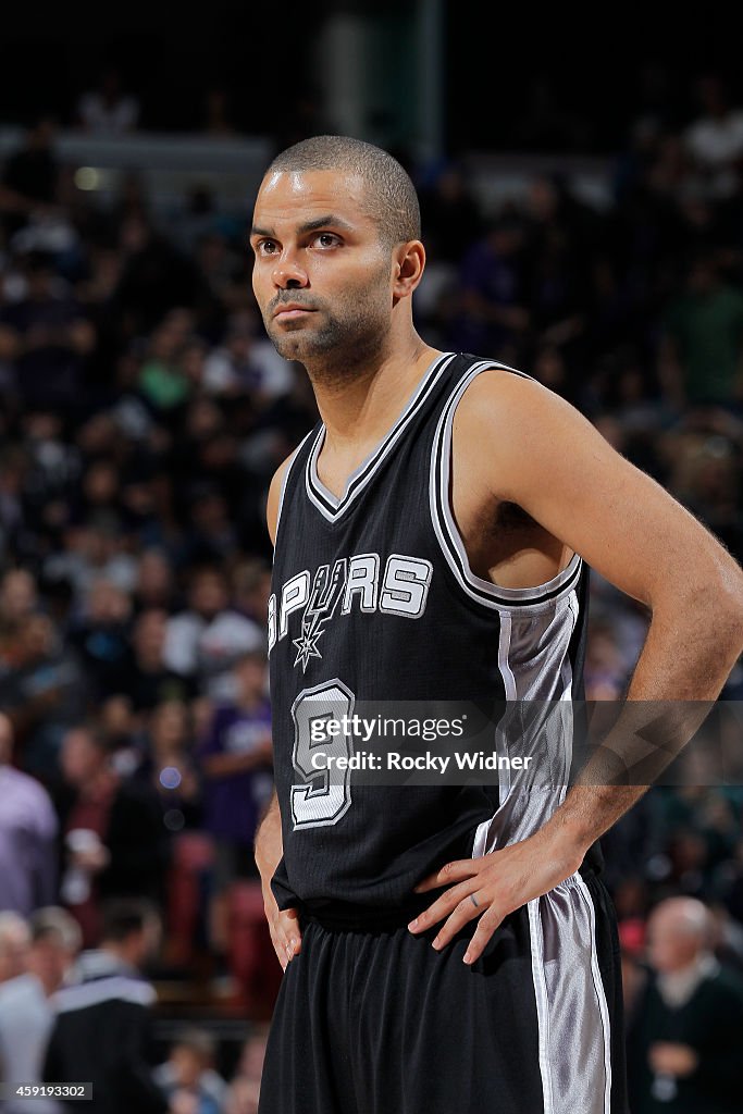 San Antonio Spurs v Sacramento Kings