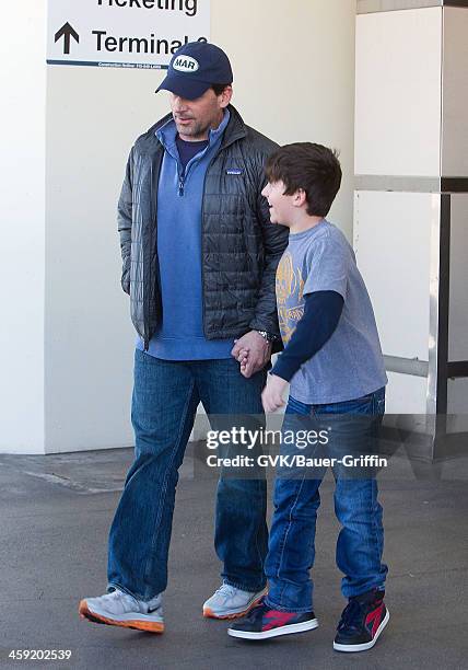 Steve Carell And Family Photos and Premium High Res Pictures - Getty Images